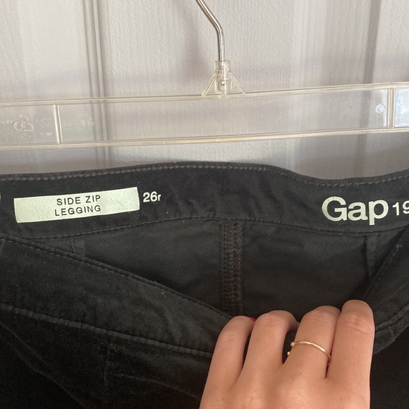 GAP Side Zip Velvet Legging in Dark Green - Picture 2 of 3
